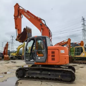 Гусеничный экскаватор Hitachi