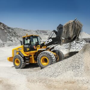 Фронтальный погрузчик JCB