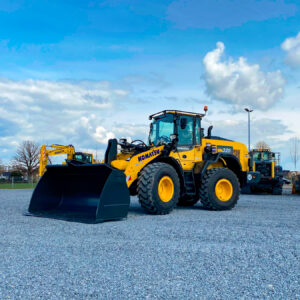 Фронтальный погрузчик KOMATSU